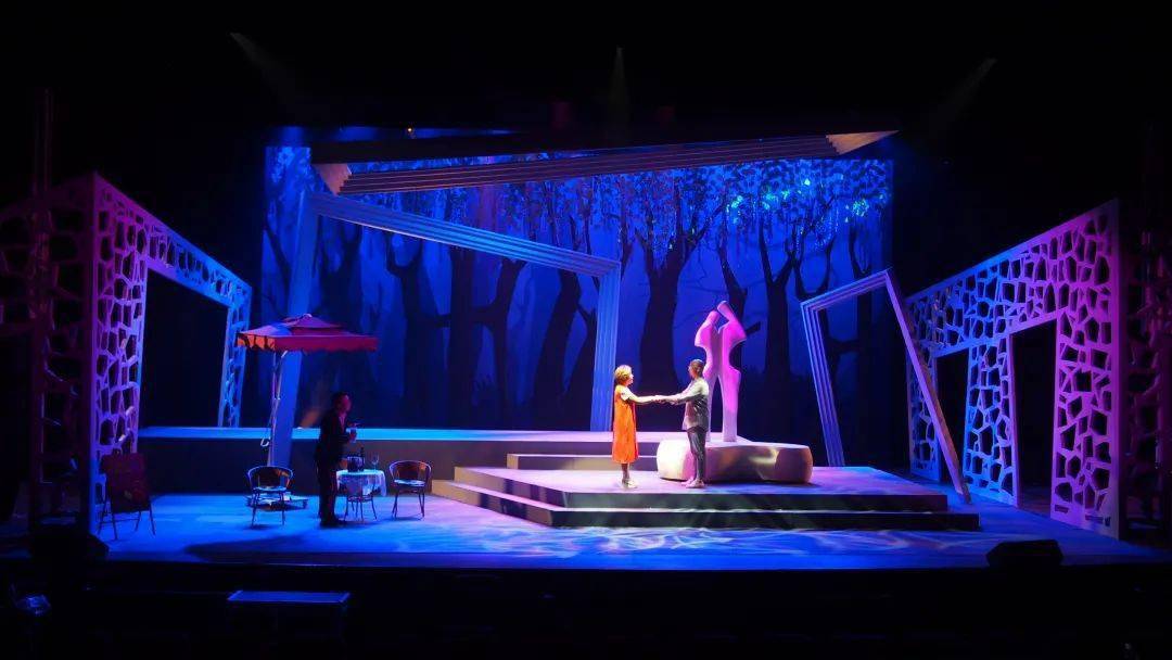 第六届上海舞台美术学会舞美线上作品展《疫见》-吴鑫婧