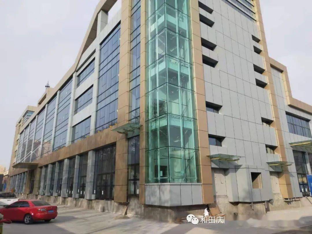 清盘和田市中心一座农贸市场已建成少量现铺档口清盘中