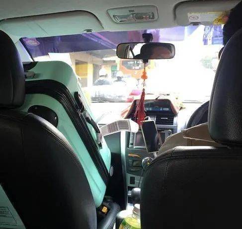 西吉女子带着娃娃乘坐"黑车",后面的经历让她无力吐槽