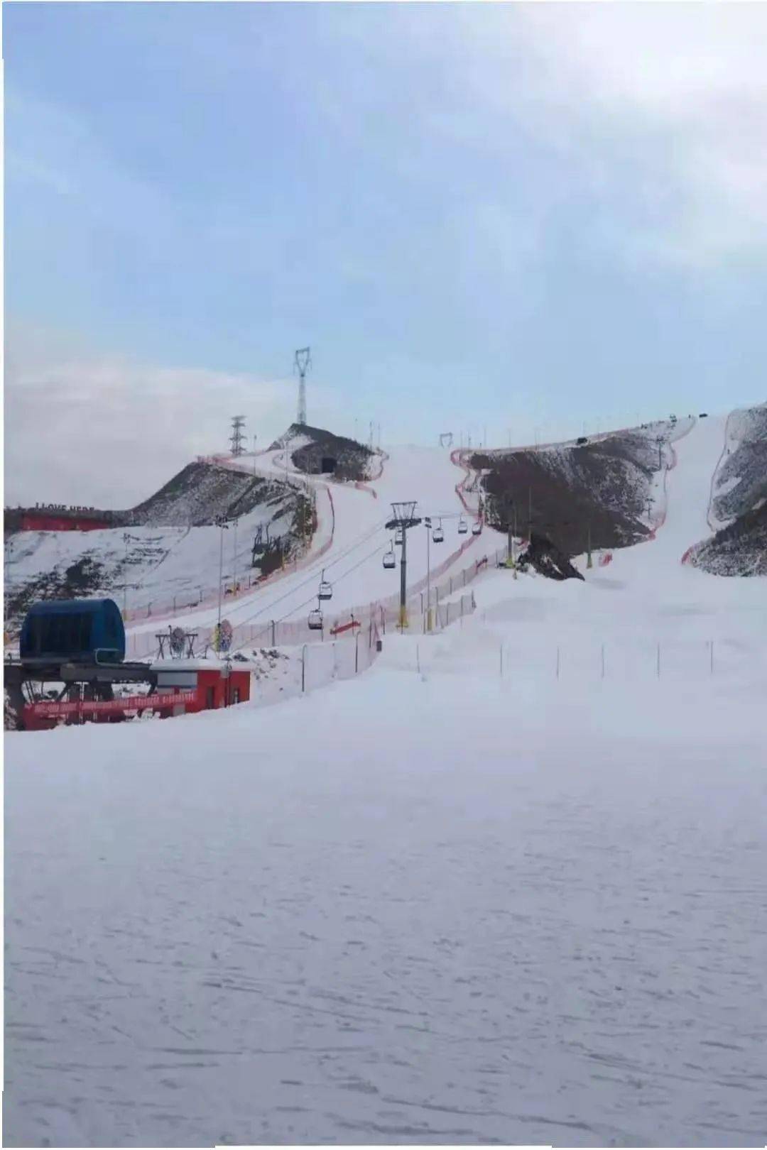 阿什里龙山滑雪场图片