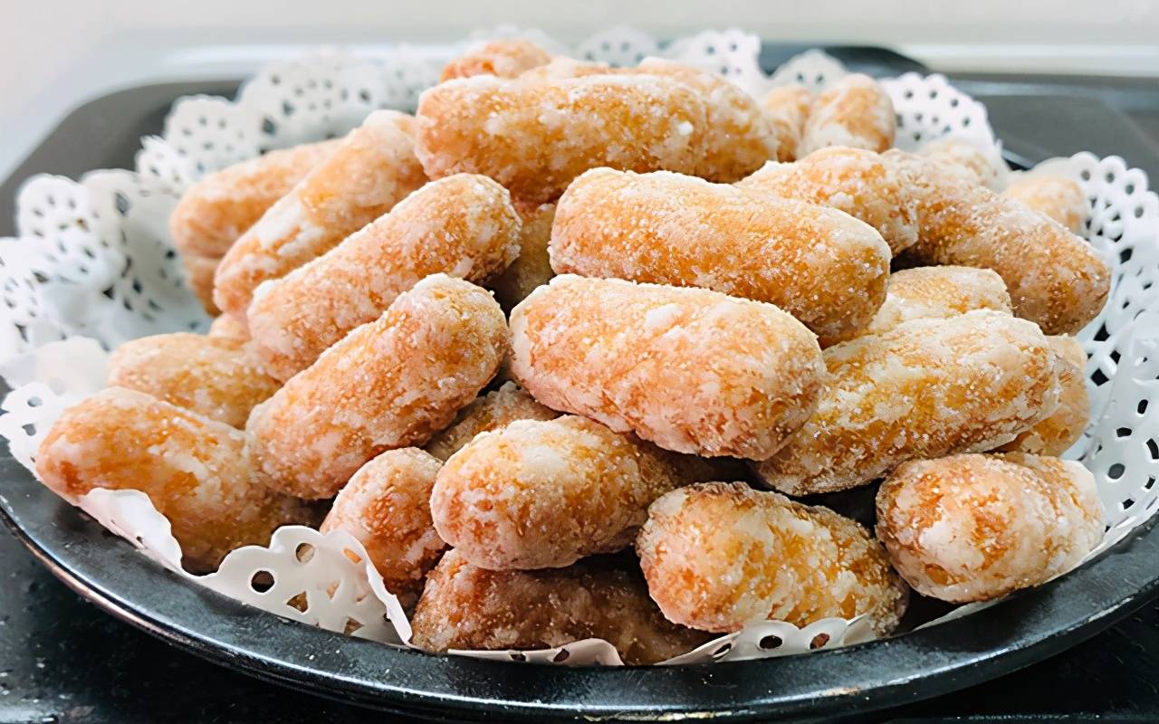 快要过年了教你在家炸京果酥脆香甜很多80和90后都吃过