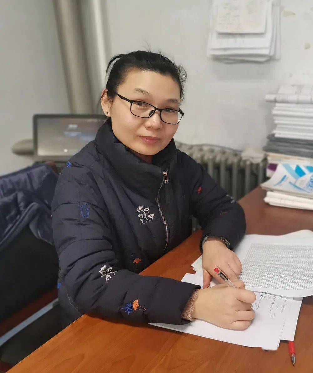 胶南一中十佳岗位奉献标兵风采