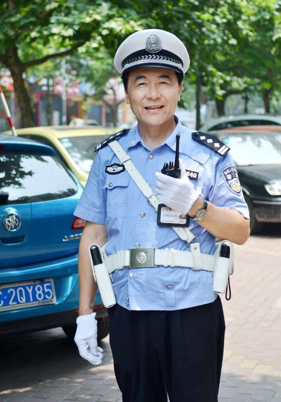 声动湘潭 我的2020 | 湘潭交警李振元:走过这个曾经的"死亡路口"我真