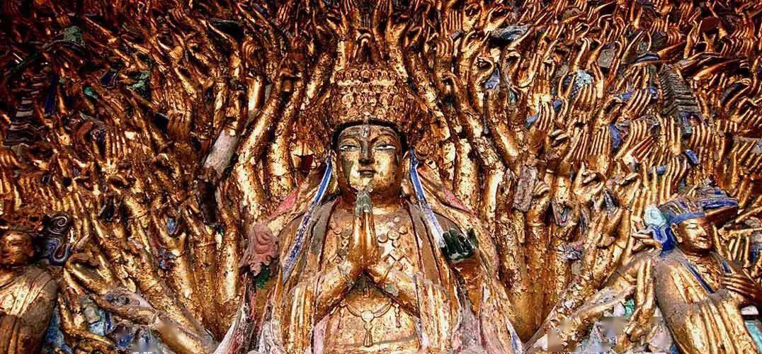 又有传说是:妙庄王病愈后,想把三皇姑封为全手全眼菩萨,为其建造庙宇