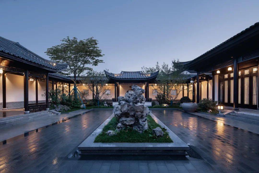 石上松间坐与眠何处觅神仙松江宸院