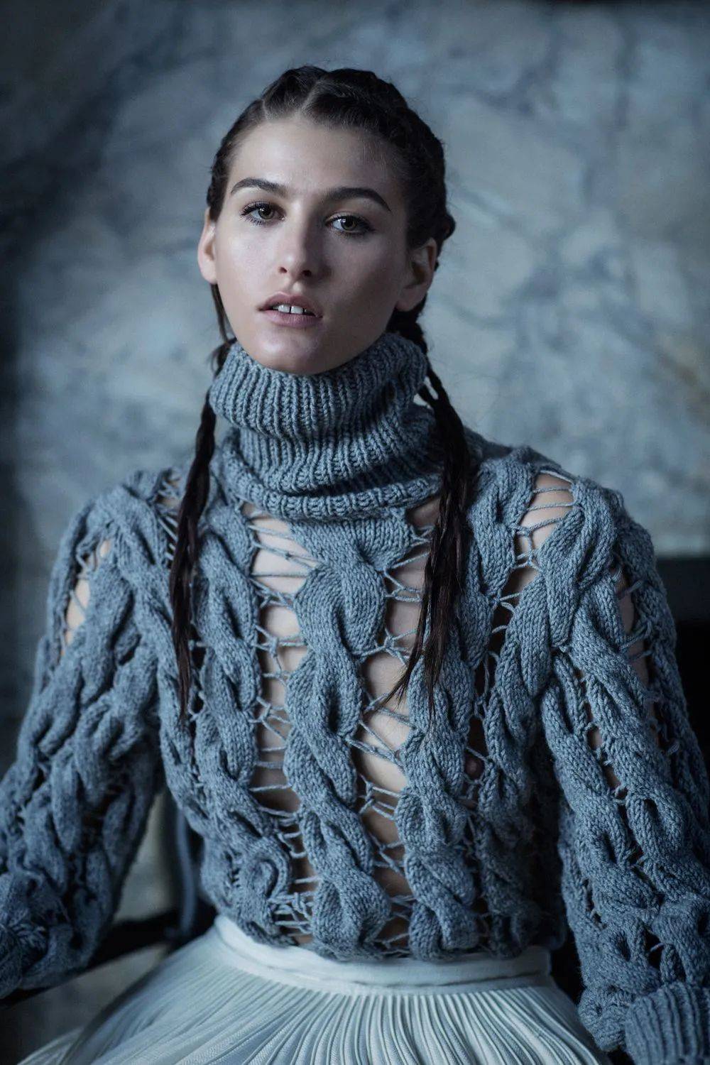 温暖针织|冬日蓝粉_艾格尼丝·马丁