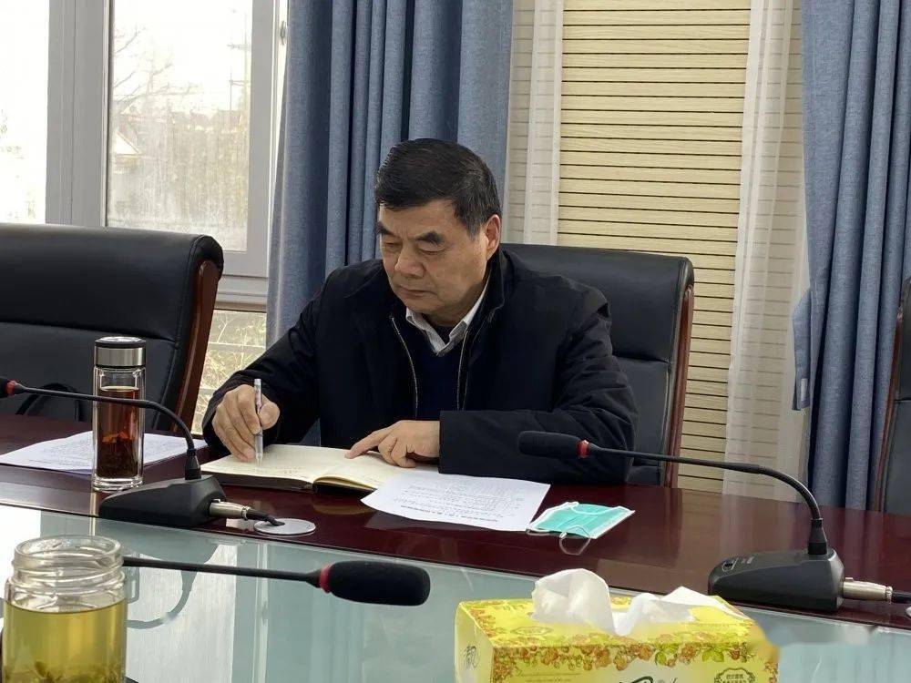 周恩平赴银屏镇督导疫情防控工作