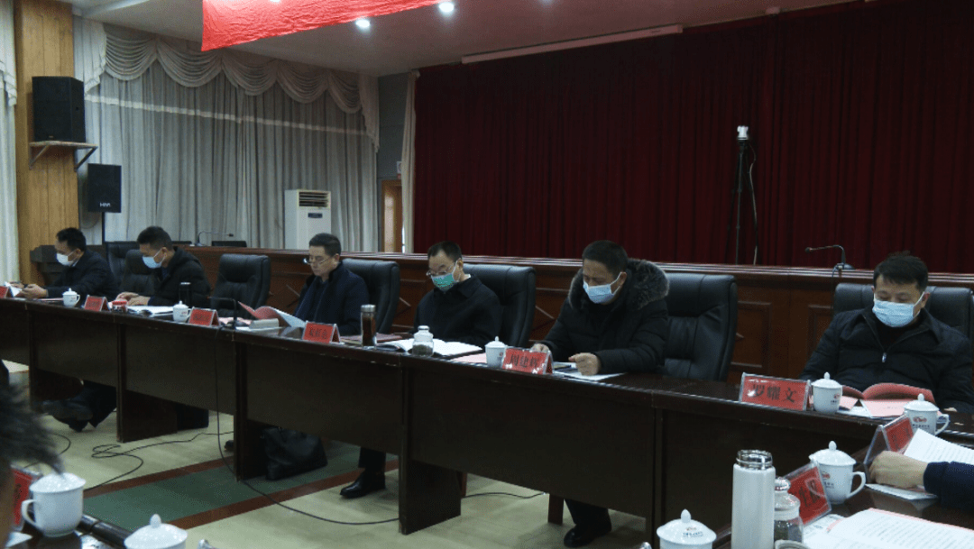 省平安建设工作考评组一行到我县检查验收平安建设工作