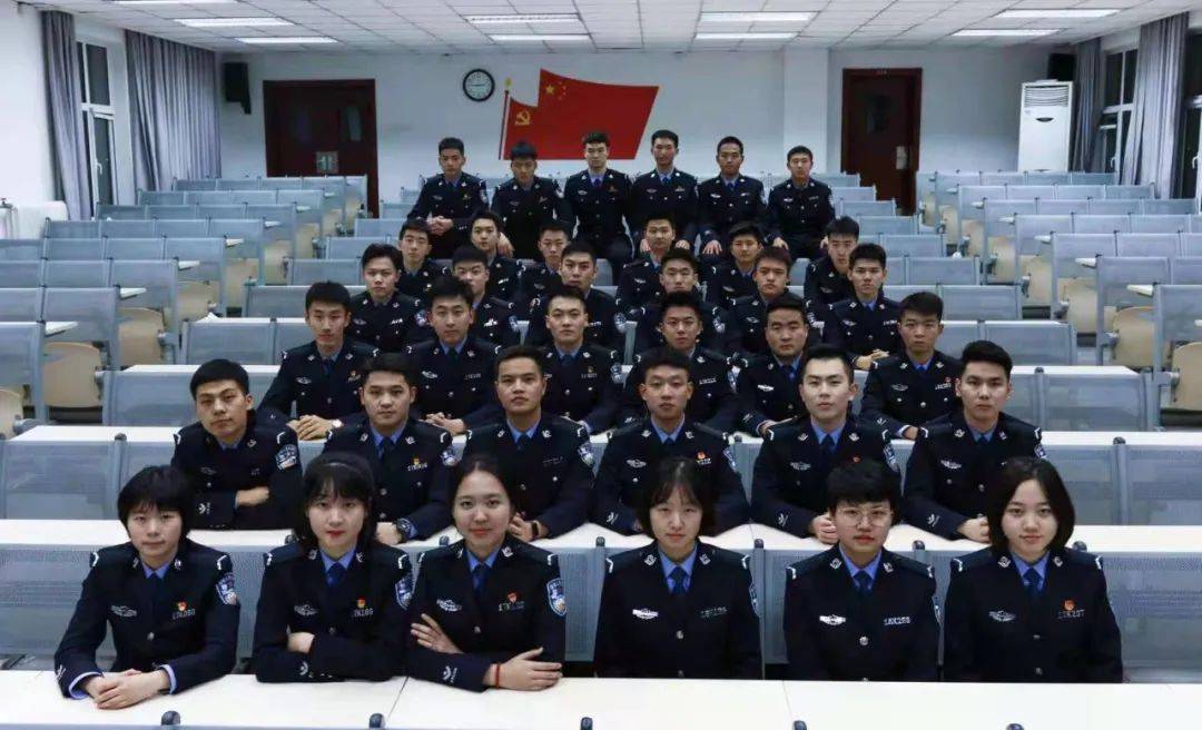 吉林省警察学院校服图片