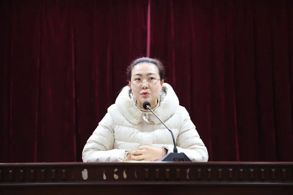 高新街道召开疫情防控工作推进会