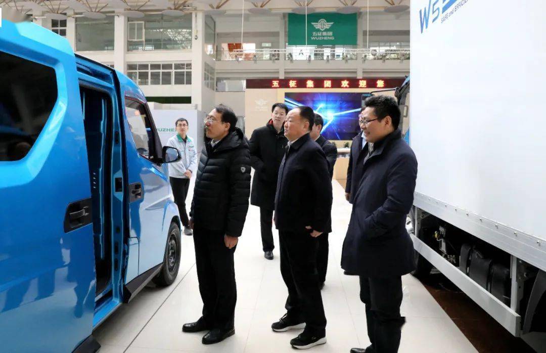 省政府办公厅副主任宫志远受省委领导委托走访慰问全国劳动模范姜卫东