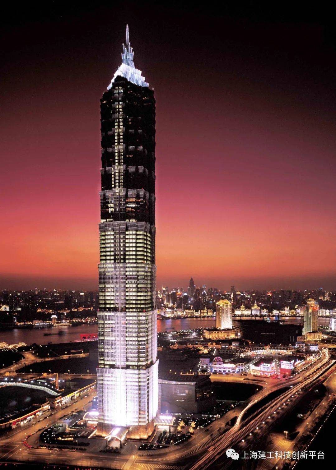 5m高)上海环球金融中心(492m高)广州塔(610m高)上海中心大厦(632m高)