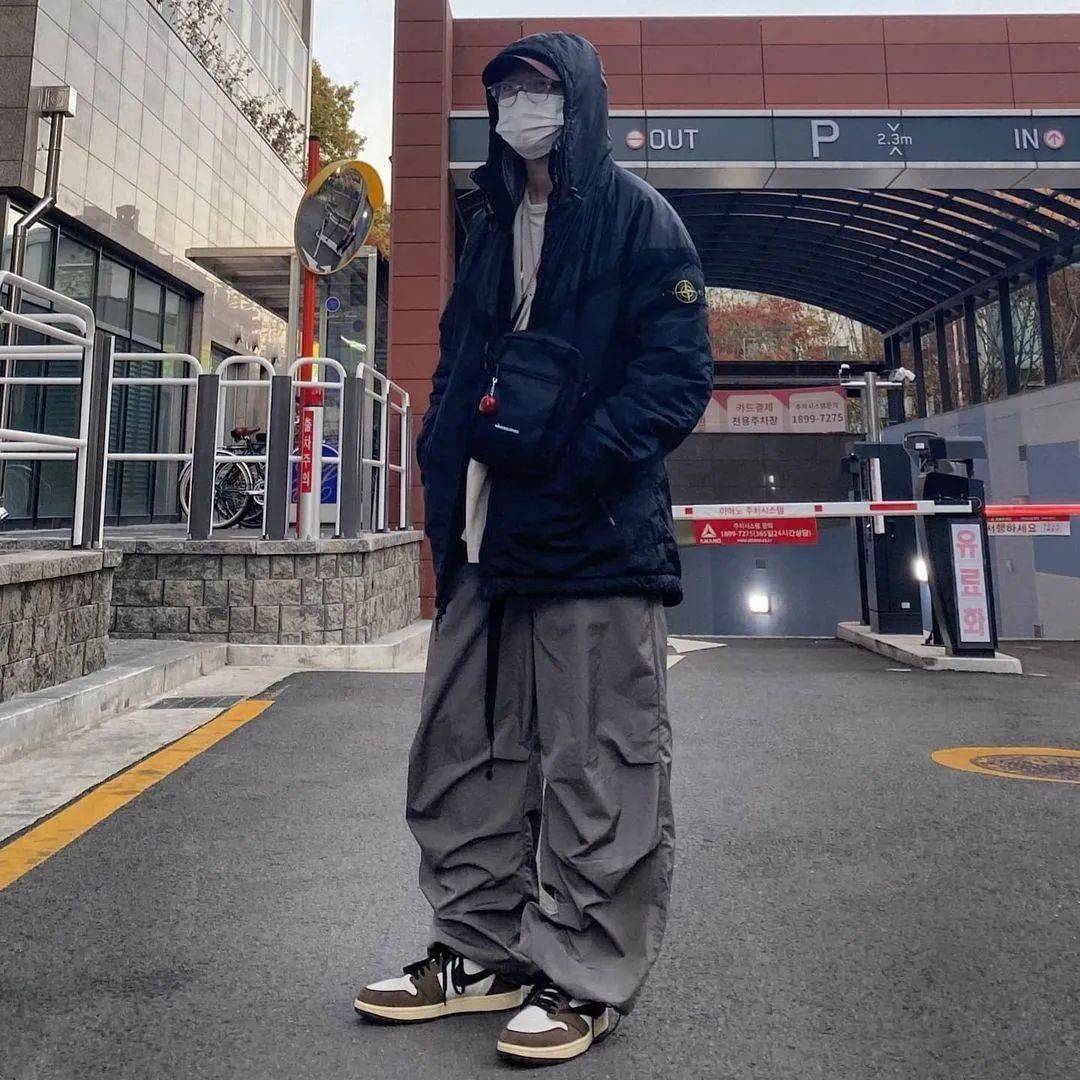 为什么穿上就显矮的oversize还有这么多人爱范丞丞jennie演示xxxxl号