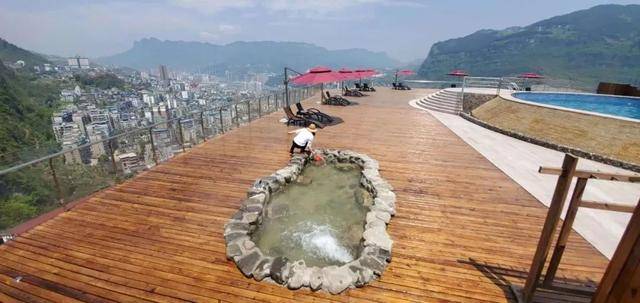 【冬季旅游·思南】空中泡池,崖巅天池,神秘洞池一站配齐,给你更真更