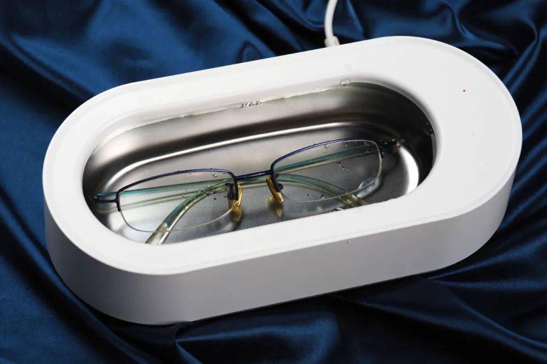 确实还是有点用处:eraclean超声波清洗机_眼镜