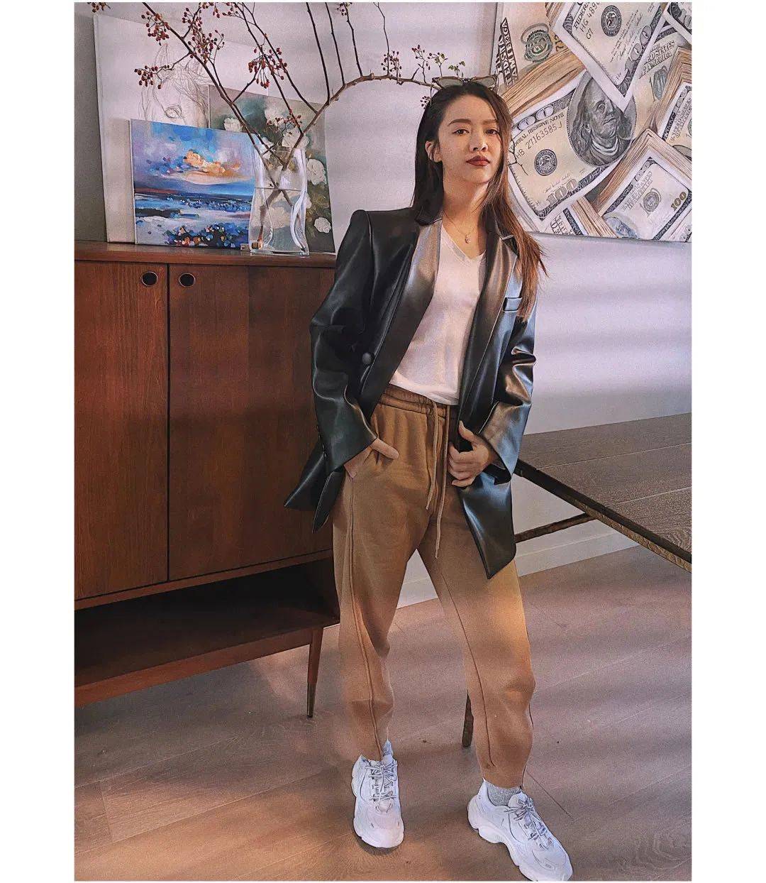 致敬经典的同时它拉开了2021年的鞋皇之争