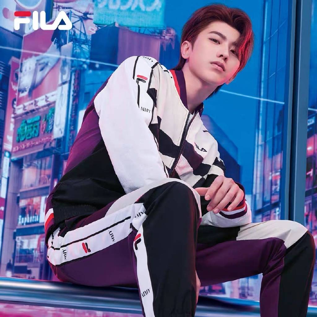 蔡徐坤fila新图公开 请查收气场强大的拽男凝视