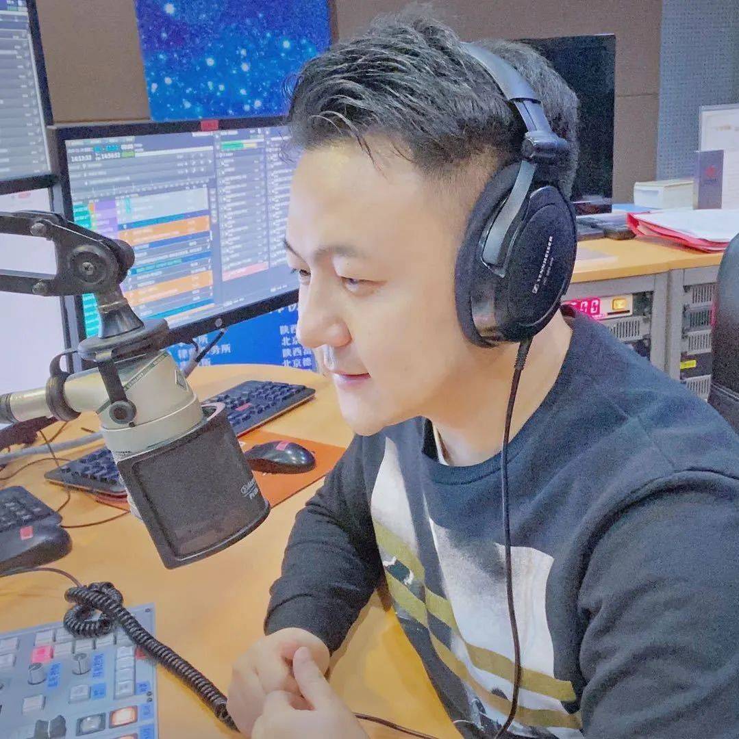 访谈嘉宾:贠佳钰 (陕西广播电视台新闻广播主持人,记者,节目监制)访谈