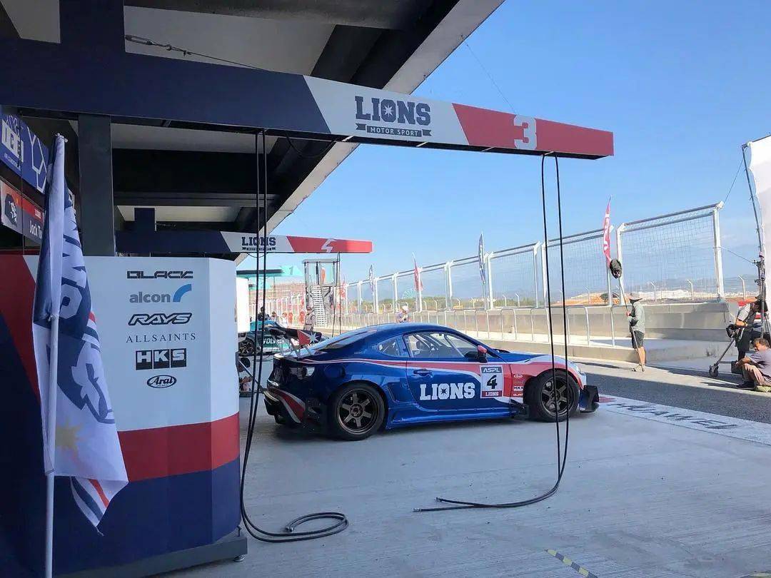 周杰伦监制赛车新片叱咤风云1月15日超燃上映极速狂飙