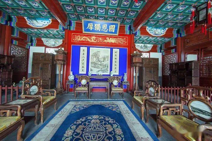 我国古代建筑结构一般为堂室,即前堂后室.