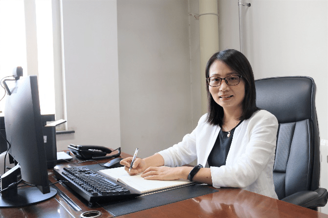 教学名师奖于2003年设立,旨在表彰师德高尚,为人师表,既具有较高的