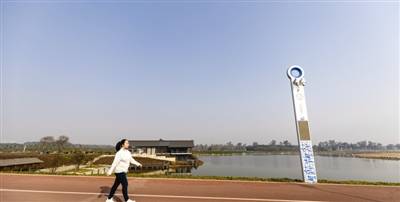 四川|【央广网·视听四川】成都青龙湖湿地公园现在什么样？ 智慧绿道 看得见，摸得着