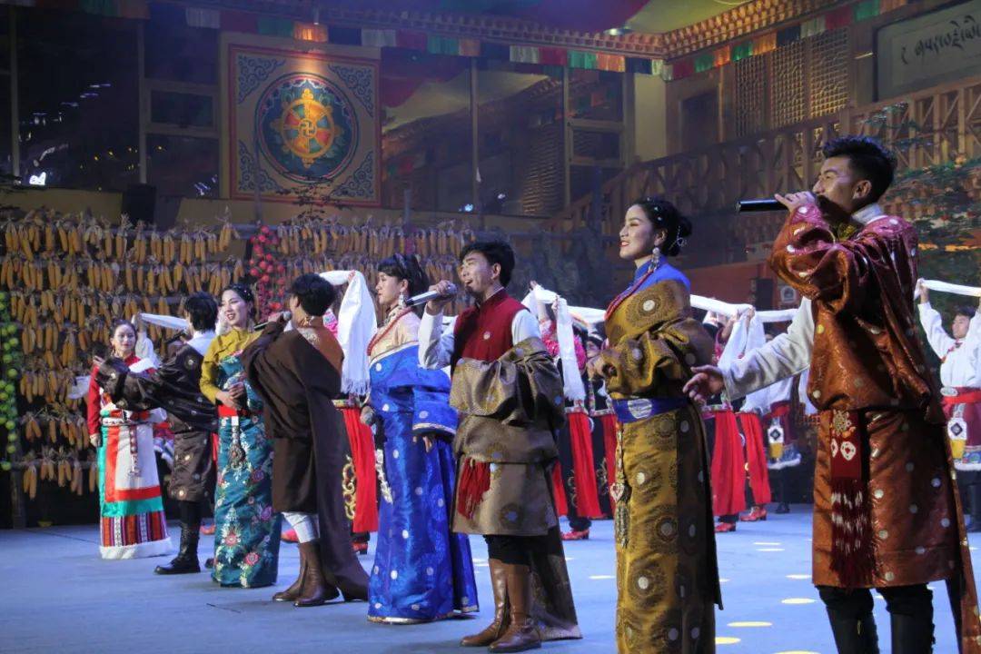 晚会于2021年春节和藏历新年期间在安多卫视,祥云网,安多卫视微信公众