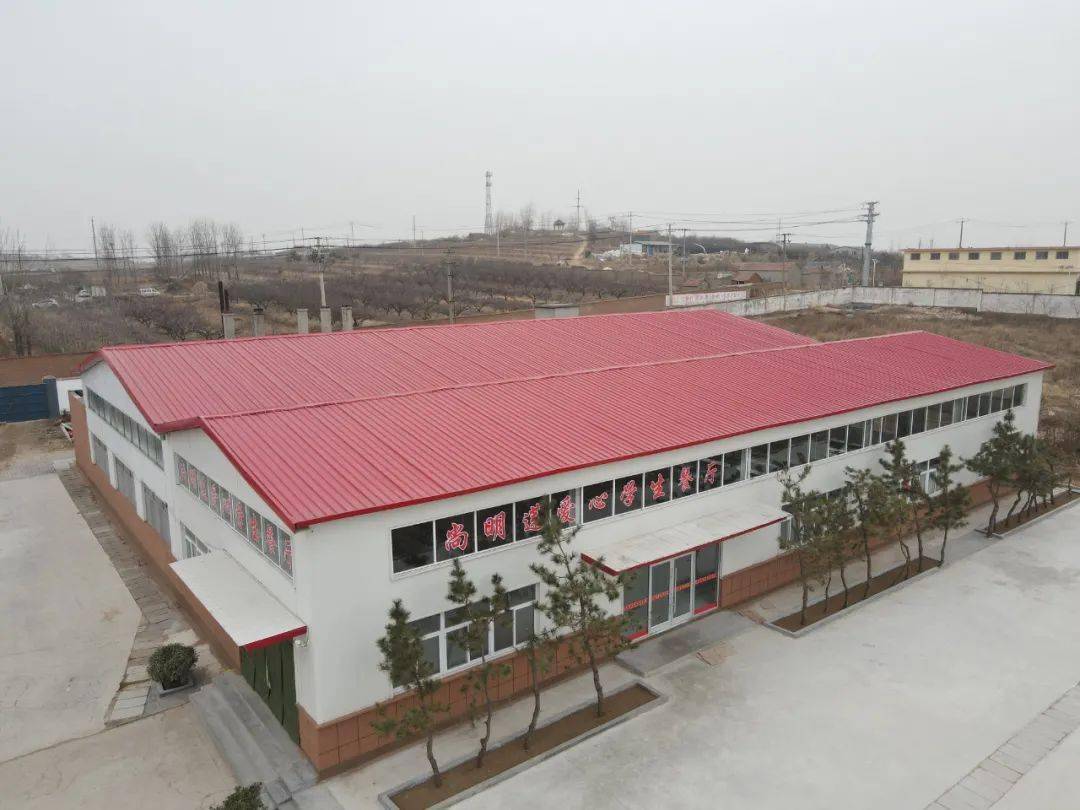 莒南县清华园学校尚明莲爱心学生餐厅正式启用