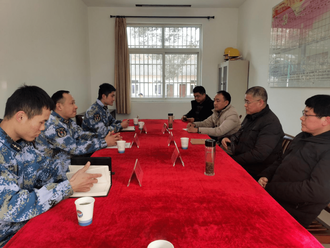 巢湖市双拥办走访慰问中国人民解放军驻巢某部