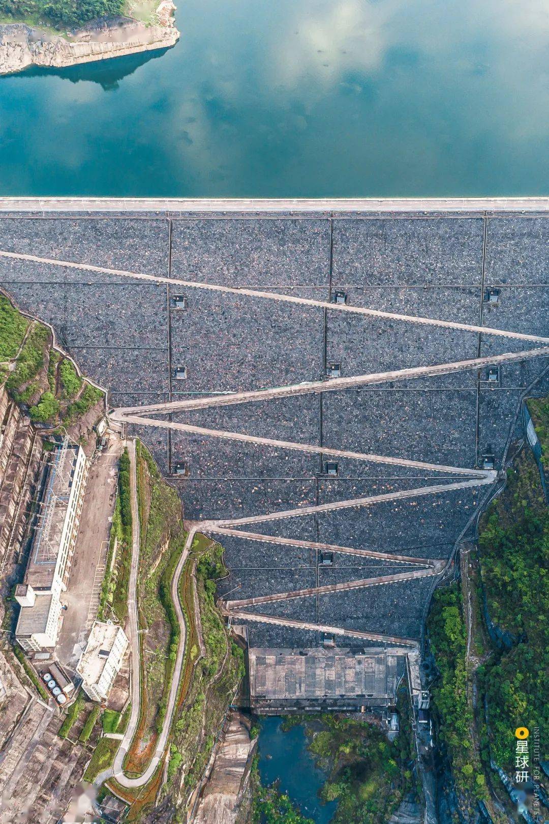 【这里是中国】10万座大坝的诞生!