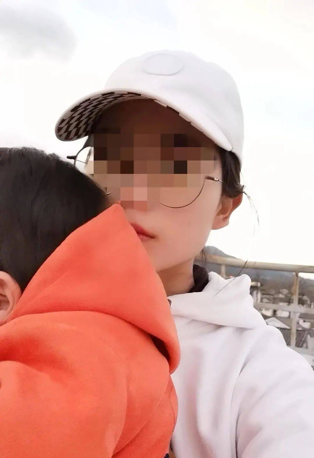 女子旅行遇 暖男 意外怀孕生子 结果发现男友 与3人未婚生娃 而她已负债累累 吕某