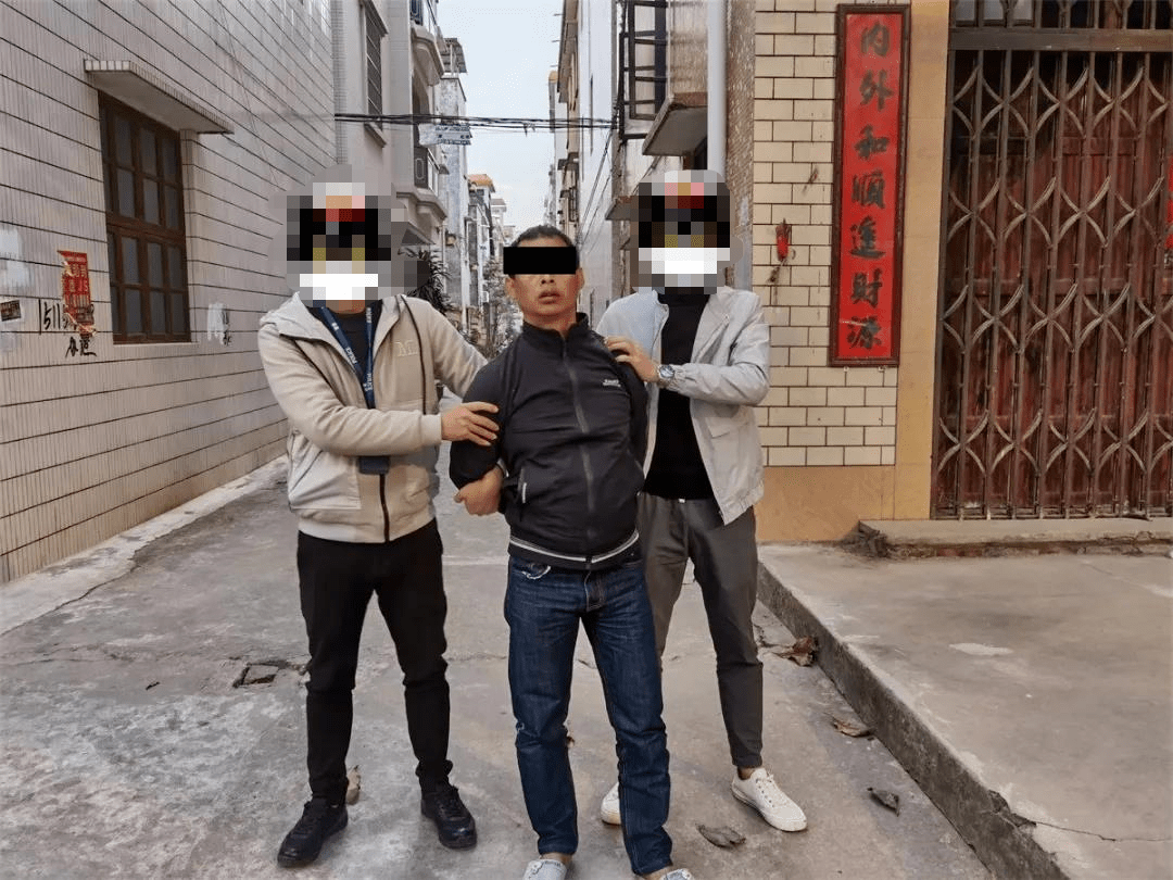 价值超过10万元!吴川警方成功抓捕两名涉嫌盗窃大批药材的犯罪嫌疑人