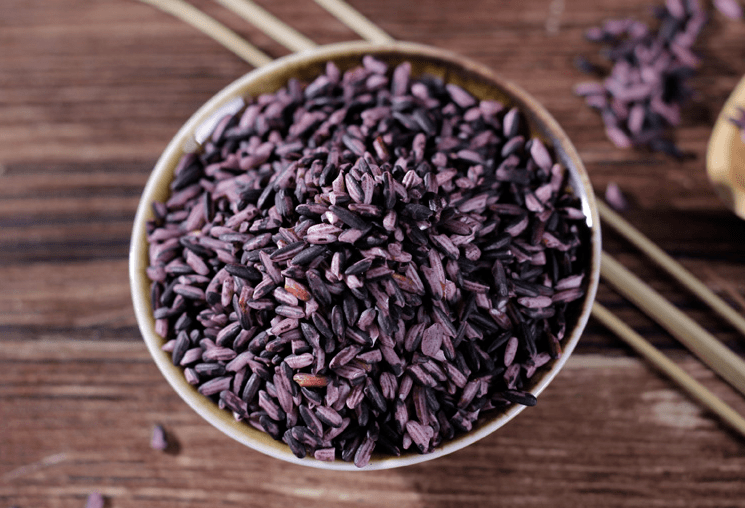 紫米被称补血米长寿米七种新吃法活血又养颜