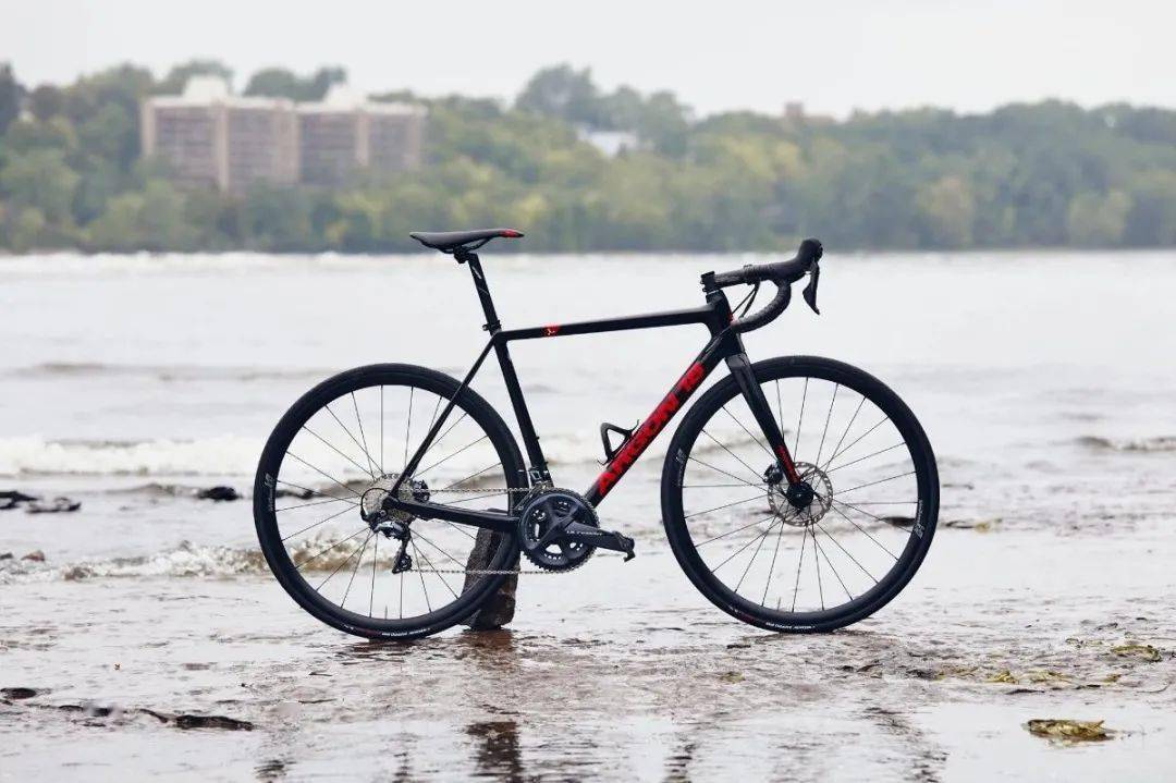 碳轮更犀利丨argon18galliumcsdisc焕新登场