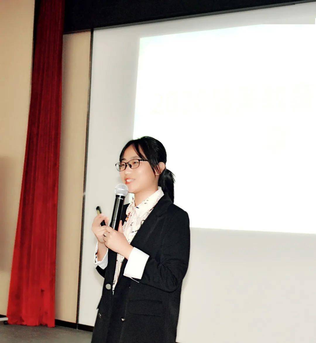 长安镇中心小学期末教师最美教育分享会_陈小芳