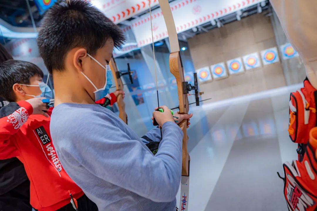 199元天河cbd爱豆同款射箭馆不限箭数玩到爽