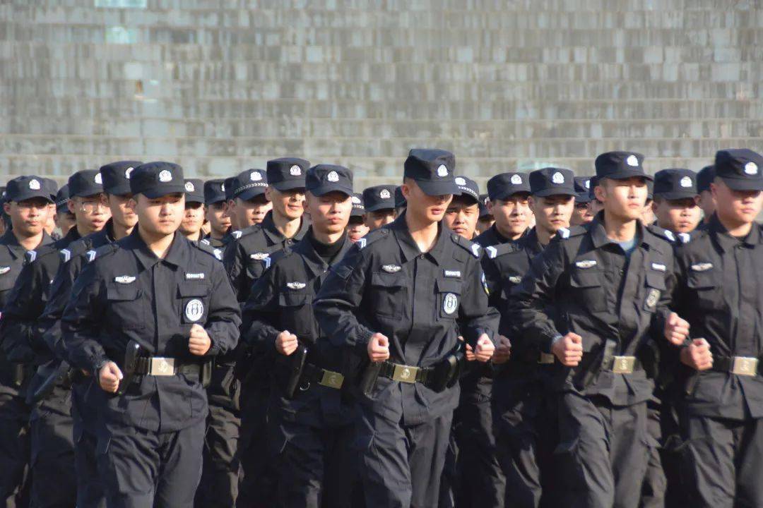 警服特警图片