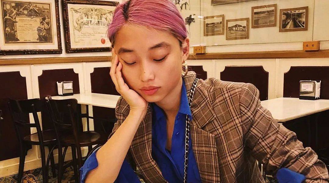 她27岁又土又丑却空降vogue主编我真嫉妒