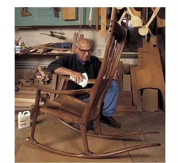 马洛夫和他的摇椅标题这句话,是美国著名木工大师山姆·马洛夫所言.