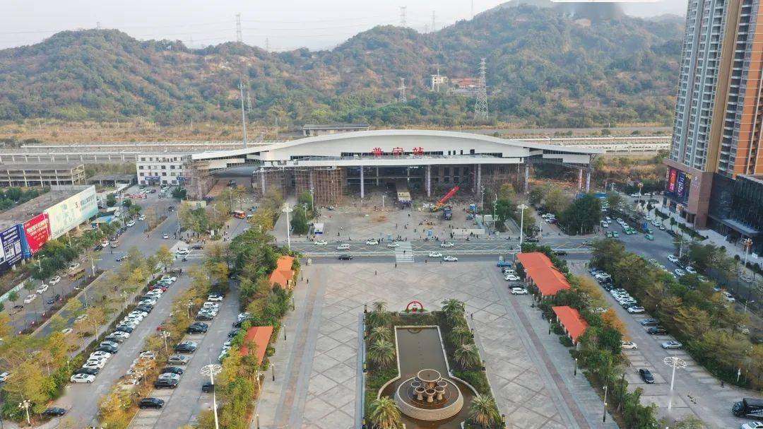 普宁高铁站改扩建工程终于完成了!