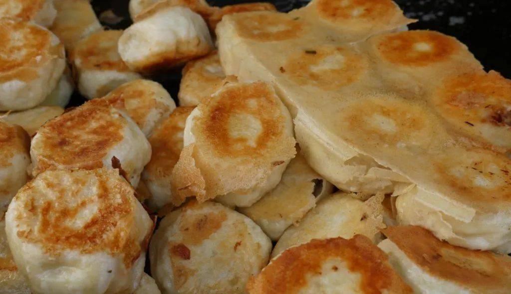 打call菏泽特色小吃水煎包美味到舔屏