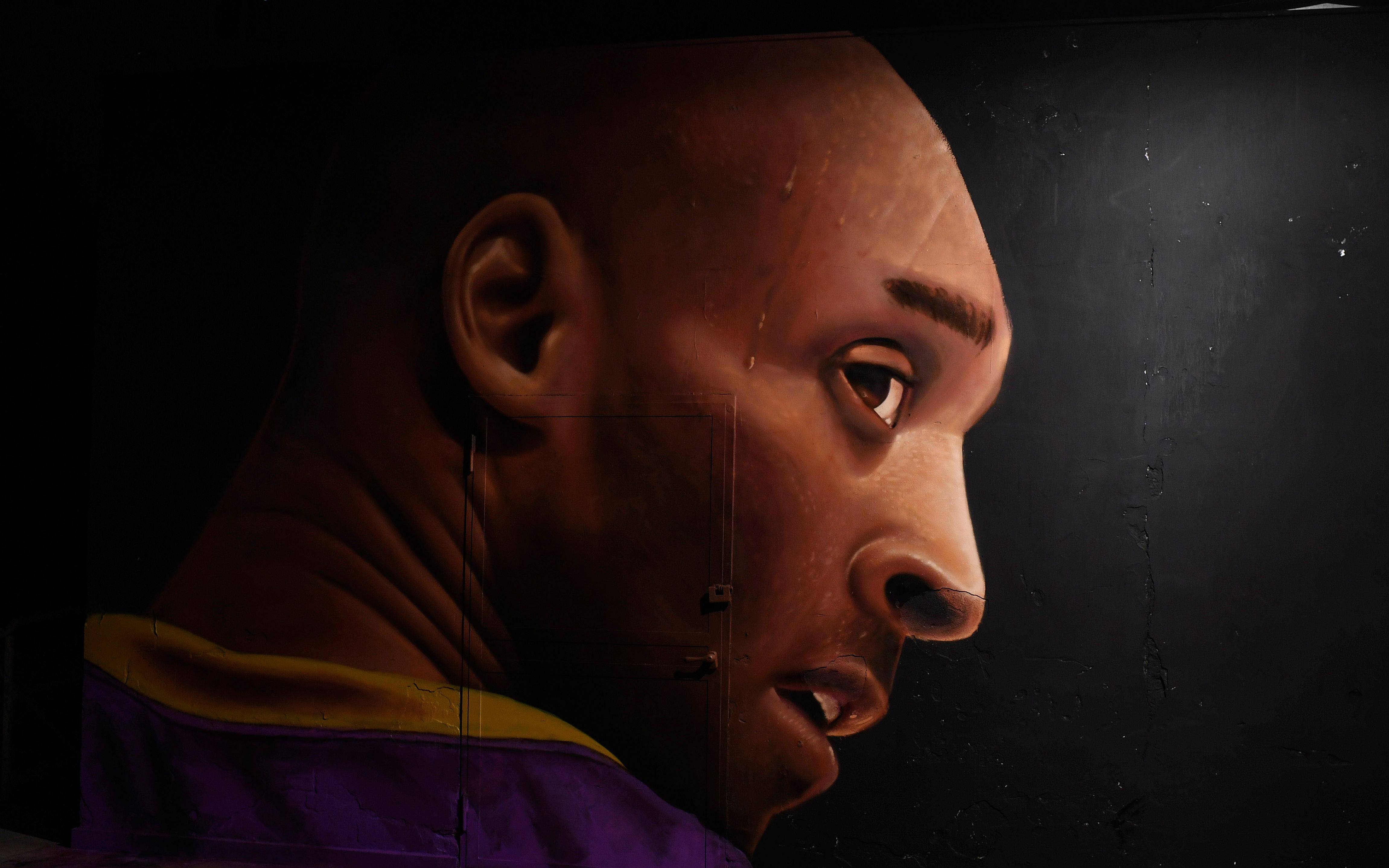 怀念科比,怀念那个"巨星中的巨星"_曼巴