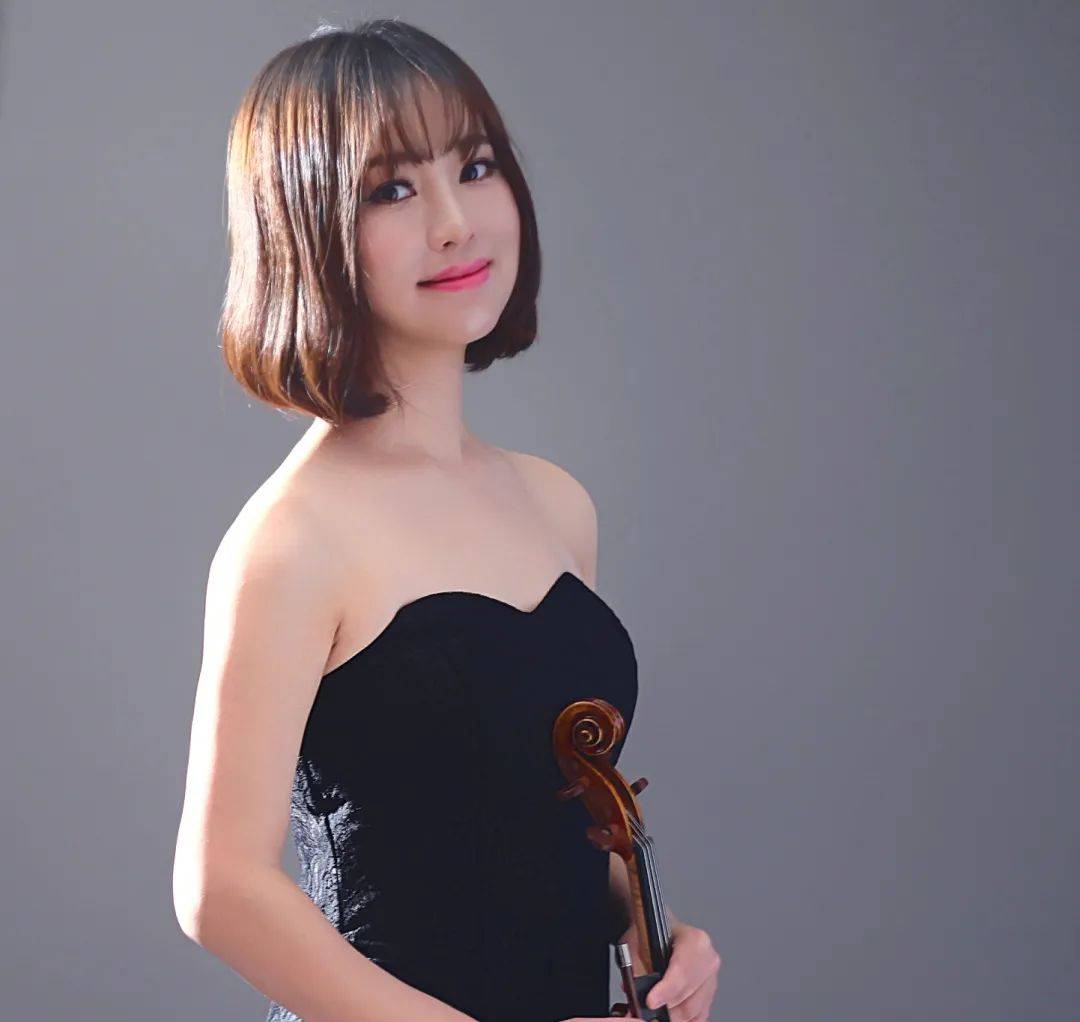 万俊兰小提琴中提琴演奏家陈欣彤钢琴演奏家谢鸿儒大提琴演奏家乐团