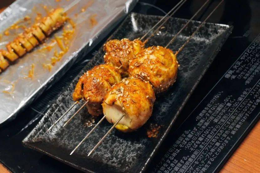 美食体验官第三期胡家小馆点外卖送麻辣龙虾尾东北烤串四川小吃疫情