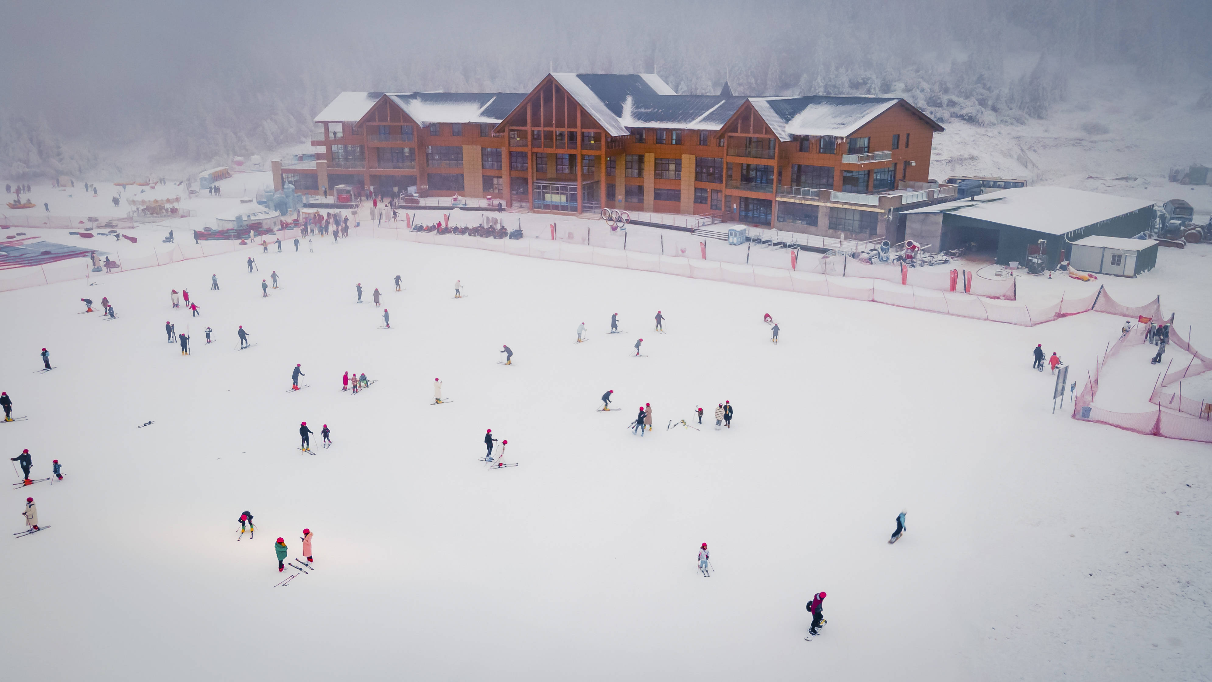 晋阳湖滑雪场图片