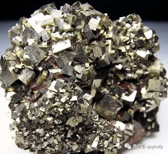 这些石头打死都不能捡白送也不要毒性能要人命