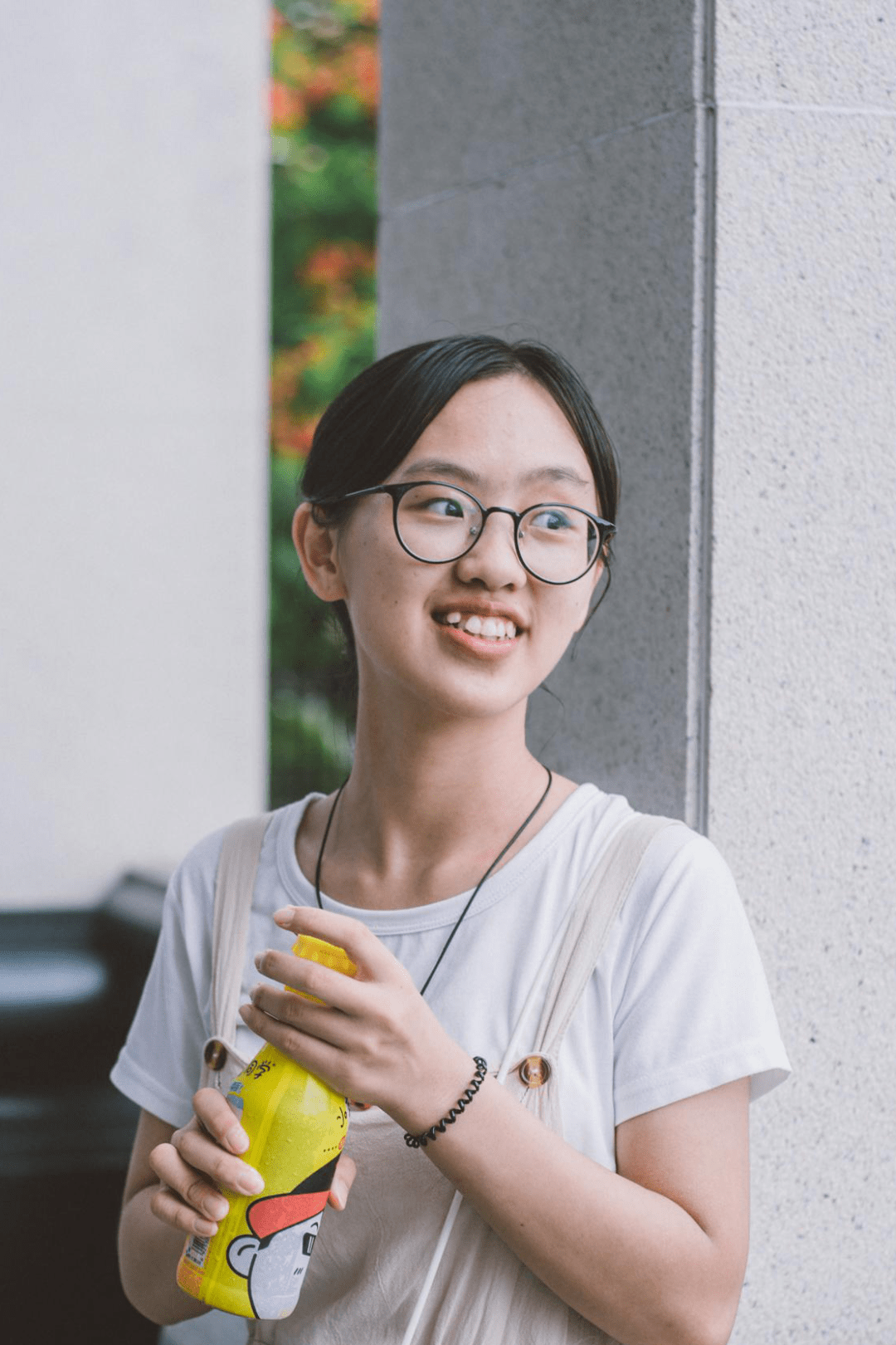 中山大学法学院拨云见日戳下方文字毕业于湖北郧西县第一中学张家星