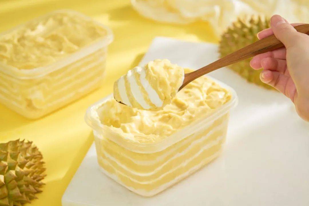 一口就爆浆的千层盒子,榴莲,芒果,草莓多种口味,"爆炸"般满足