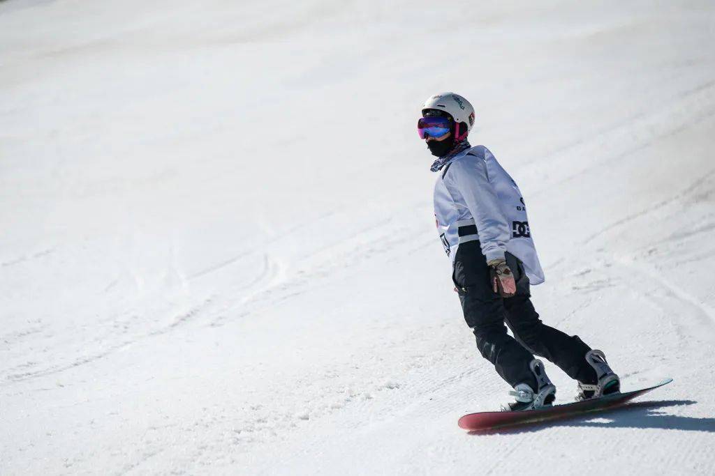 滑雪安全知多少？这些注意事项你一定要知道！谈球吧体育(图4)