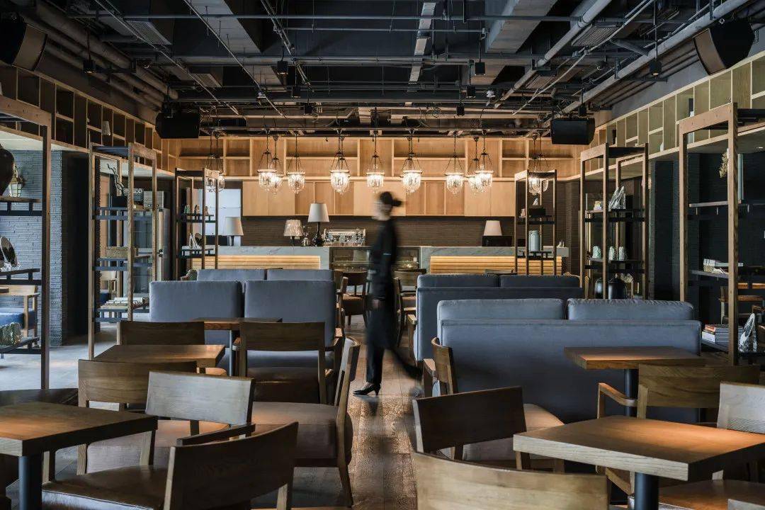 什么是黑天鹅餐厅 cf48a81bc6a242829682792861dcce79.jpeg